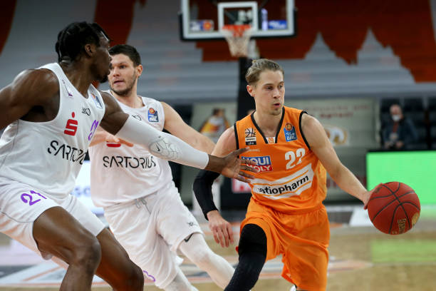 仅填补了湖 仅填补了湖