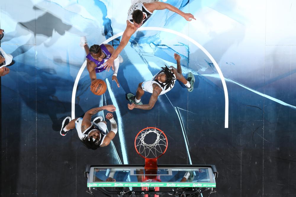 赛季中以其 赛季中以其