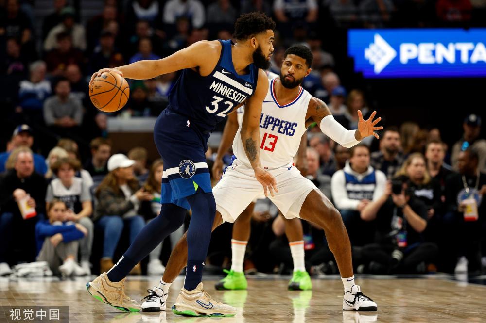 因为年轻球 因为年轻球