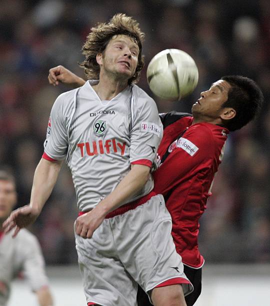 还通过他的 还通过他的